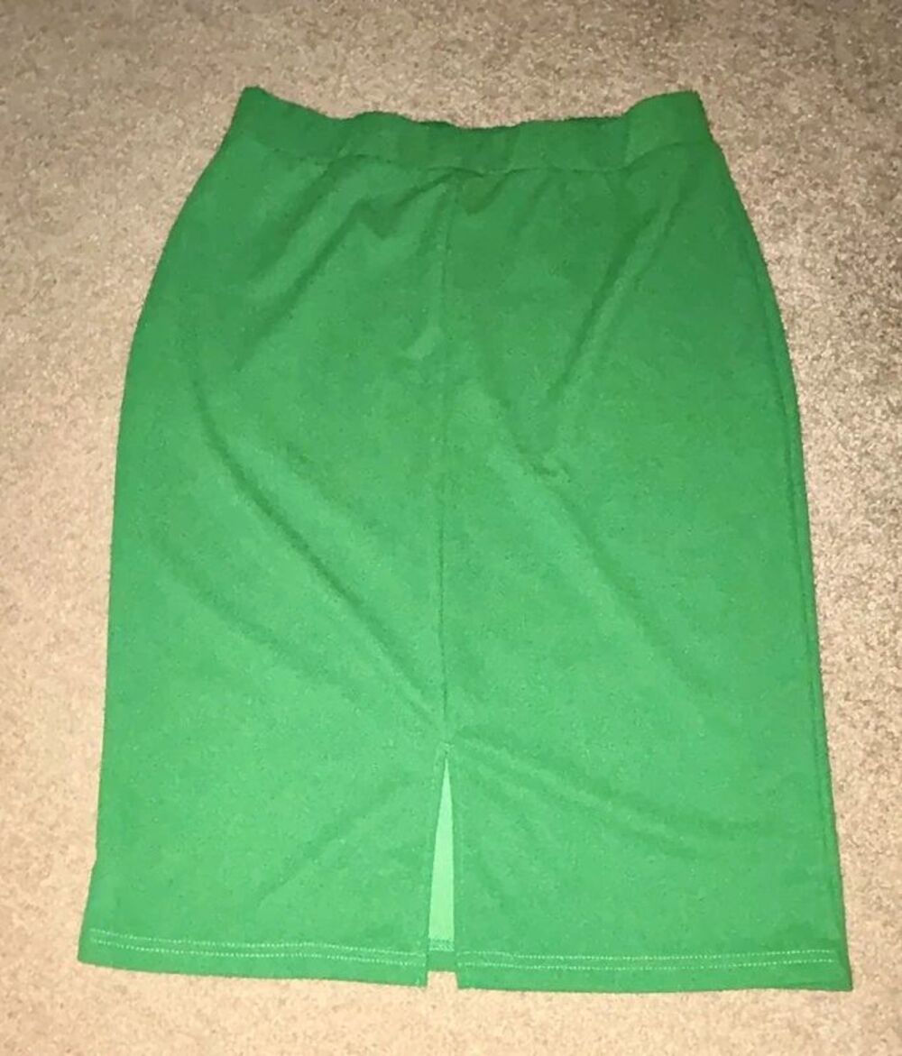 Skirt - Picture 2 of 7